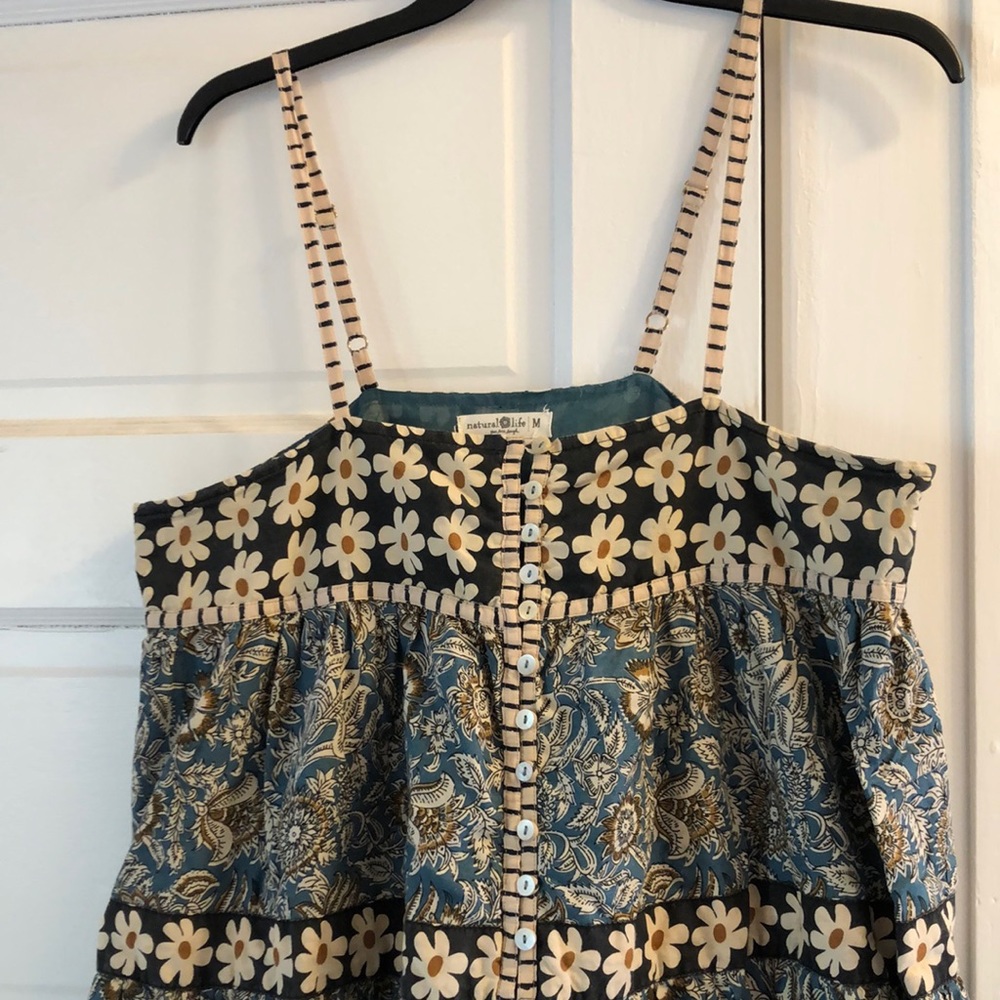 Gorgeous Ultra Feminine Natural Life Dress
